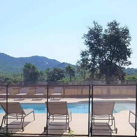 Villas Lantana * Lecci